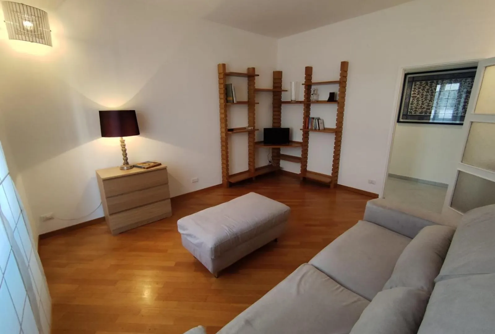 Costanza In Giallo Milan Apartment