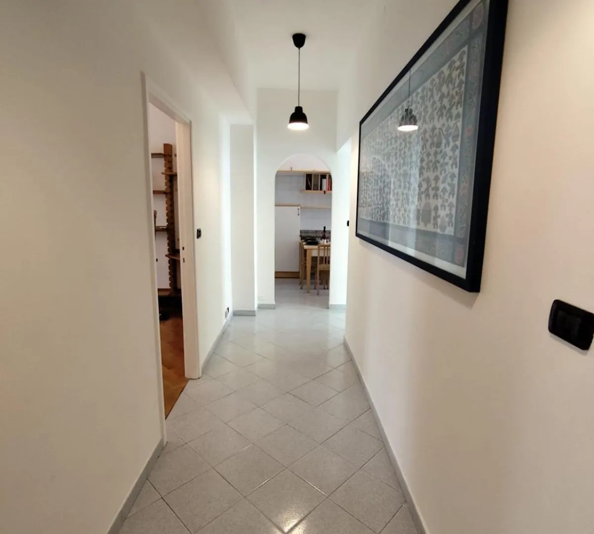 Apartment Costanza In Giallo Milan Italy