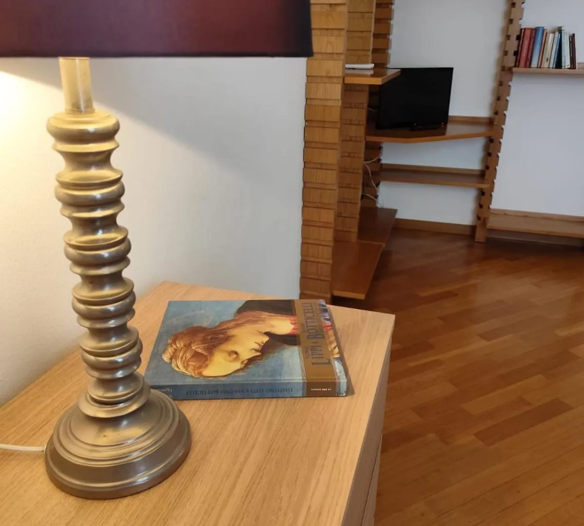 Costanza In Giallo Milan Apartment